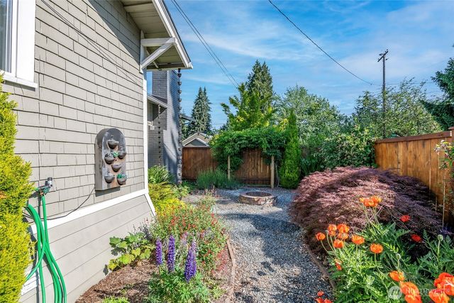 1716 E Main Street, Auburn, WA 98002