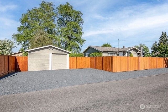 1716 E Main Street, Auburn, WA 98002
