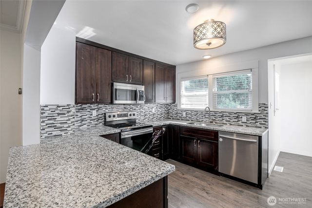 1716 E Main Street, Auburn, WA 98002