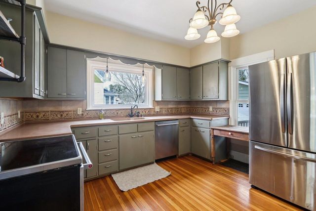 725 S Main Street, Poynette, WI 53955