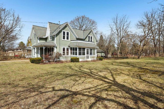 725 S Main Street, Poynette, WI 53955