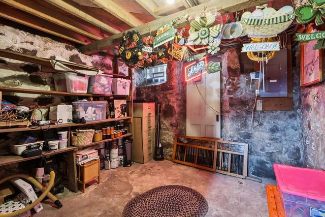 725 S Main Street, Poynette, WI 53955