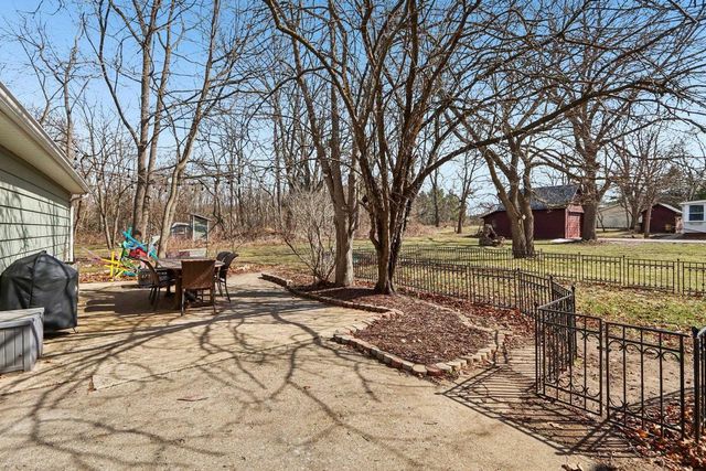 725 S Main Street, Poynette, WI 53955