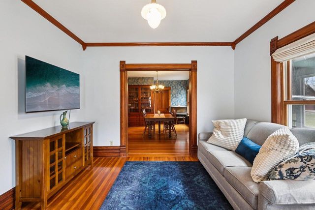 725 S Main Street, Poynette, WI 53955