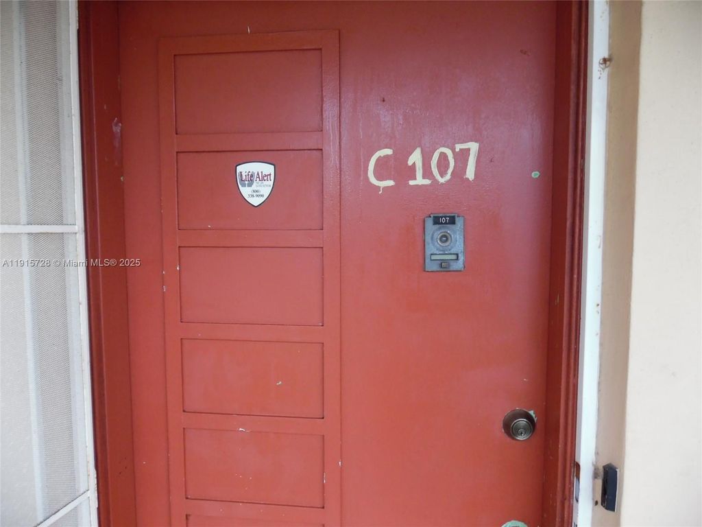 1501 NE 191st St C107, Miami, FL 33179