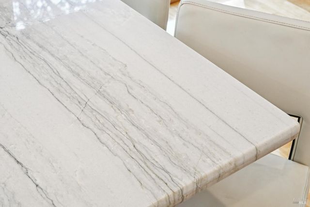 5146 Vista Grande Dr, Santa Rosa, CA 95403