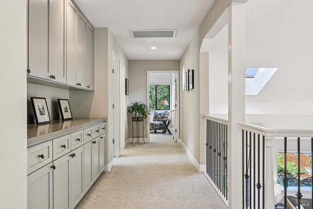 5146 Vista Grande Dr, Santa Rosa, CA 95403