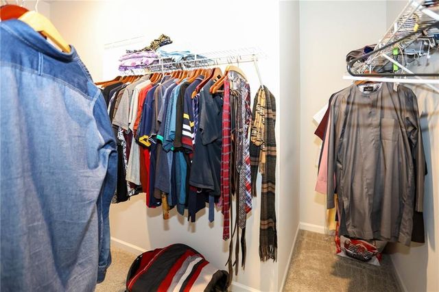 154 Laurel Cove Drive, Hoschton, GA 30548