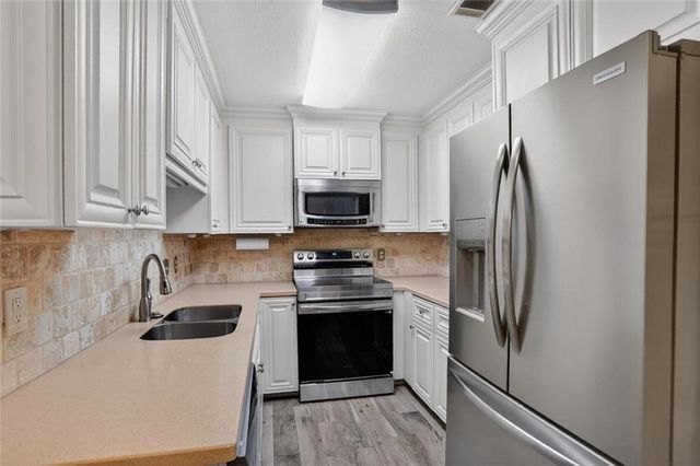 27207 Plantation NE Drive, Atlanta, GA 30324