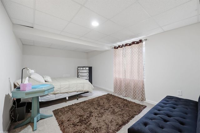 40478 Oakbrook Drive, Sterling Heights, MI 48310