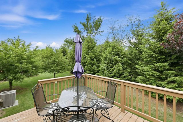 40478 Oakbrook Drive, Sterling Heights, MI 48310