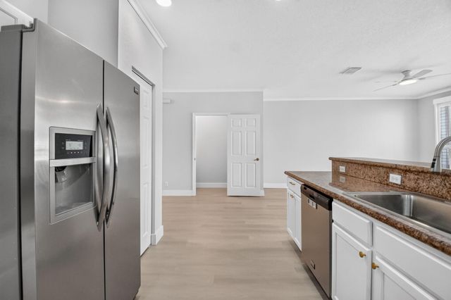 3085 N EVERGREEN Circle, Boynton Beach, FL 33426