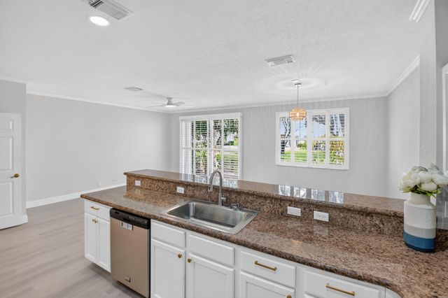 3085 N EVERGREEN Circle, Boynton Beach, FL 33426