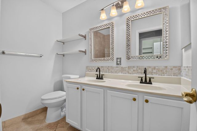 3085 N EVERGREEN Circle, Boynton Beach, FL 33426