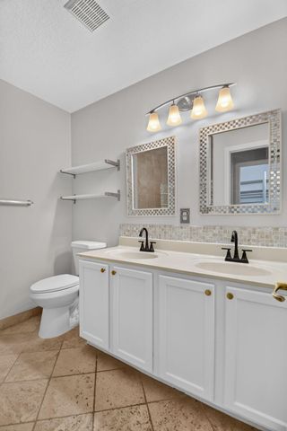 3085 N EVERGREEN Circle, Boynton Beach, FL 33426