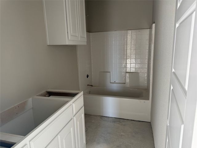 705 Broken Bow Lane, Cleburne, TX 76033