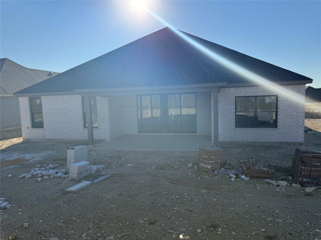 705 Broken Bow Lane, Cleburne, TX 76033