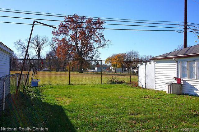 32547 Avondale Street, Westland, MI 48186