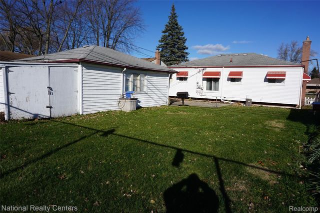 32547 Avondale Street, Westland, MI 48186