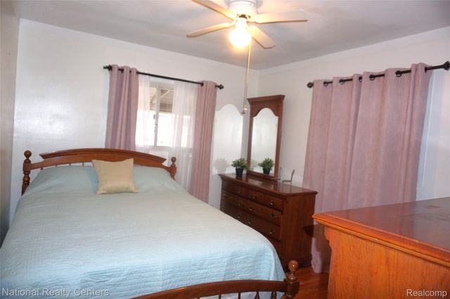 32547 Avondale Street, Westland, MI 48186