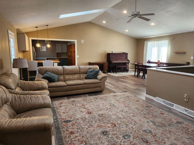 2444 Harding Avenue, Muskegon City, MI 49441