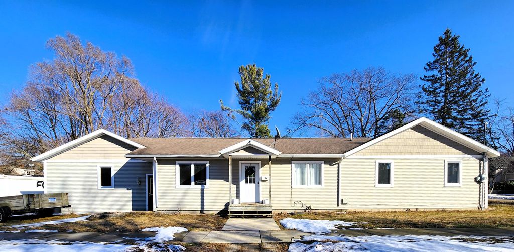 2444 Harding Avenue, Muskegon City, MI 49441