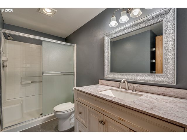 1945 BLACKTAIL Ln, Woodland, WA 98674