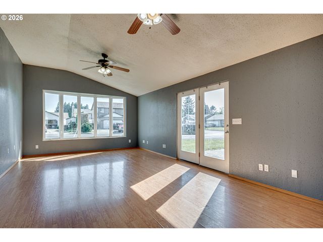 1945 BLACKTAIL Ln, Woodland, WA 98674