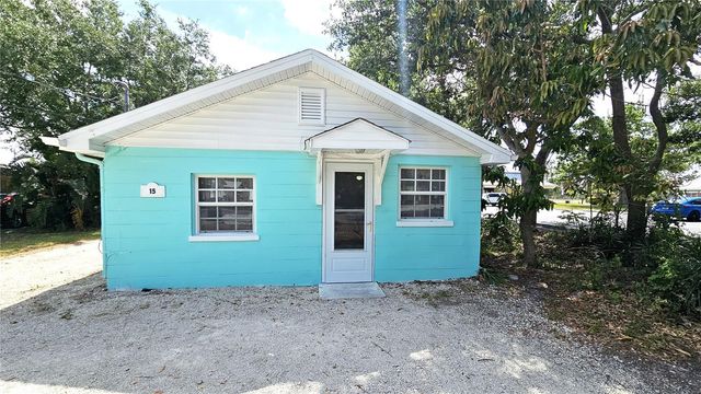 15 N MANGO STREET W, Englewood, FL 34223