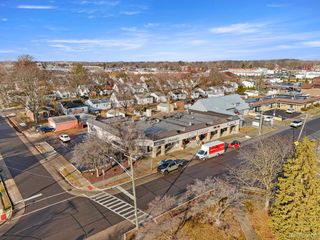 1850 Grindley Park Street, Dearborn, MI 48124