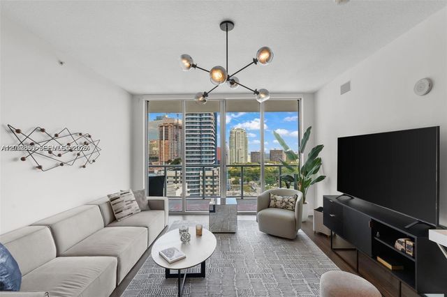 79 SW 12th St 2204-S, Miami, FL 33130