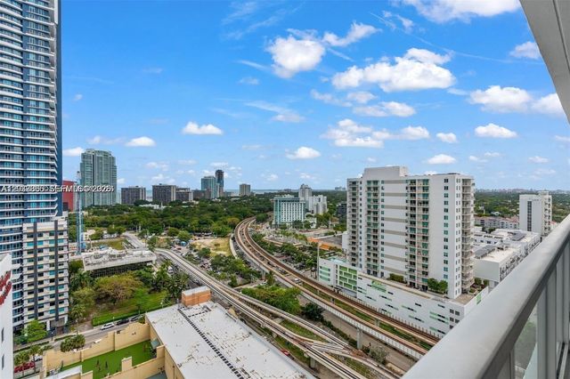 79 SW 12th St 2204-S, Miami, FL 33130