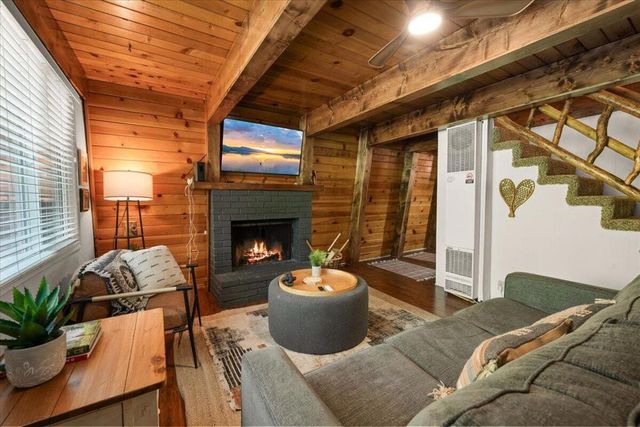 42958 Encino Road, Big Bear, CA 92315