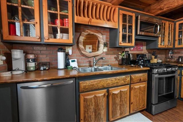 42958 Encino Road, Big Bear, CA 92315