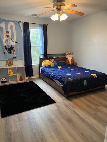 341 Clifton Circle, Argyle, TX 76226