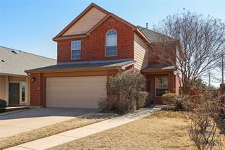 341 Clifton Circle, Argyle, TX 76226