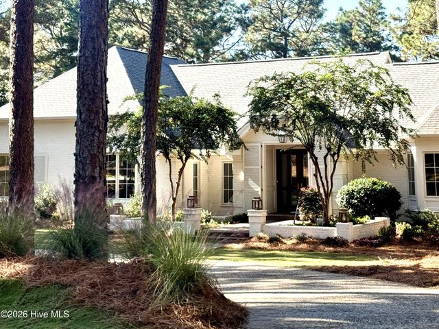 360 Lake Dornoch Drive, Pinehurst, NC 28374