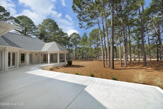 360 Lake Dornoch Drive, Pinehurst, NC 28374