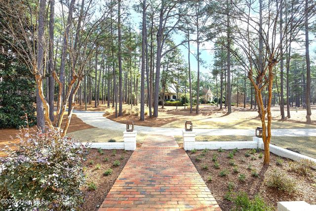 360 Lake Dornoch Drive, Pinehurst, NC 28374