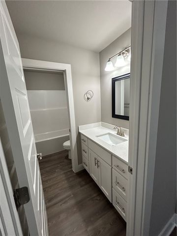 1110 Flat Rock Street, Bentonville, AR 72713