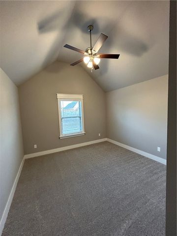 1110 Flat Rock Street, Bentonville, AR 72713