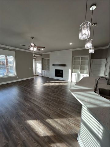 1110 Flat Rock Street, Bentonville, AR 72713