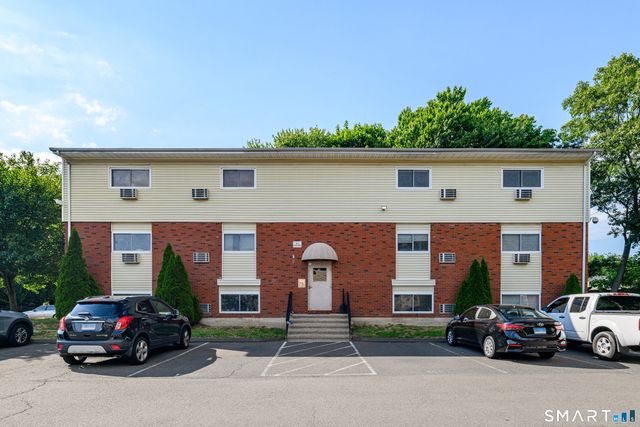 63 Glade Street C4, West Haven, CT 06418