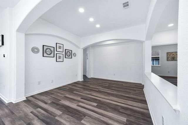 17806 Carriage Crossing Lane, Cypress, TX 77429