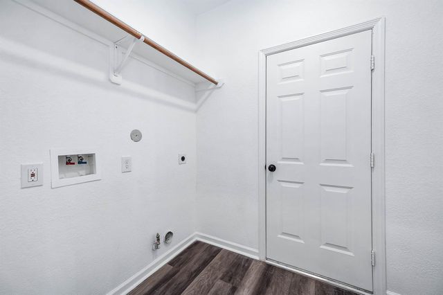 17806 Carriage Crossing Lane, Cypress, TX 77429