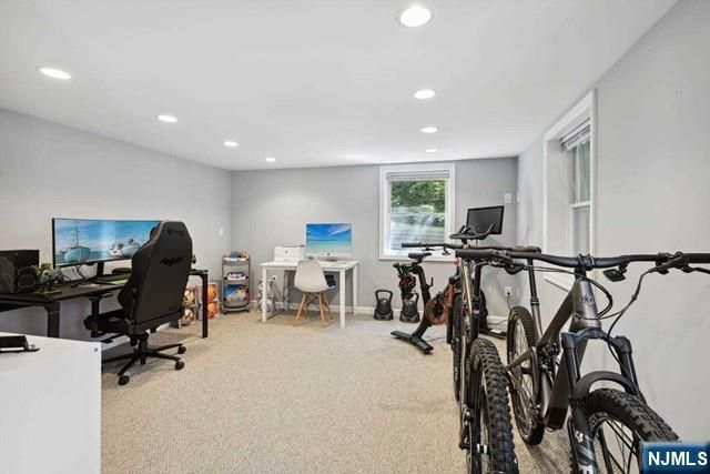 204 Deerfield Lane, Franklin Lakes, NJ 07417