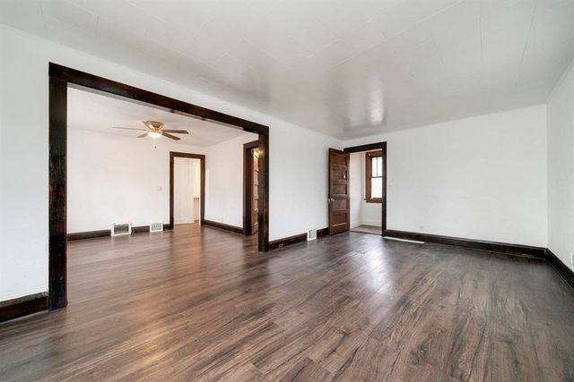 1128 21st Place, Rockford, IL 61104