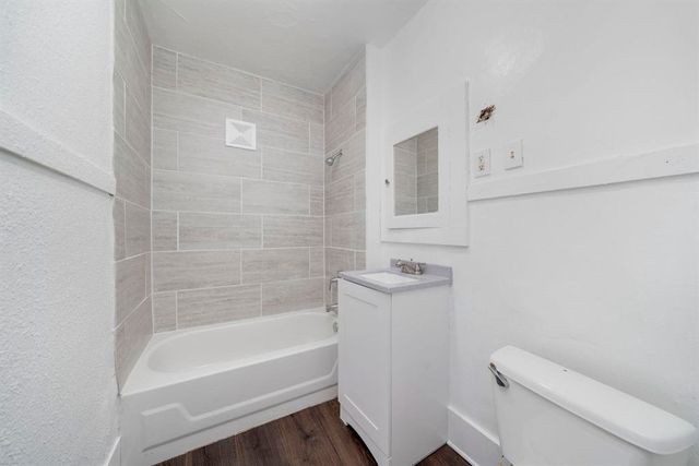 1128 21st Place, Rockford, IL 61104