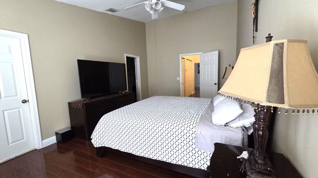 9664 Porta Leona Lane, Boynton Beach, FL 33472