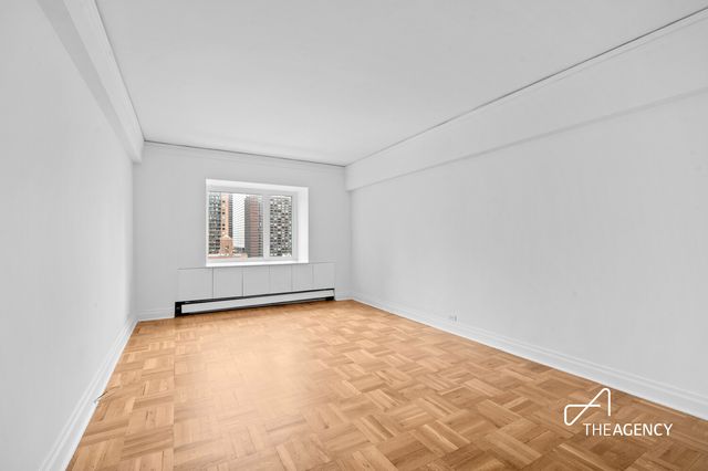 411 E 53rd St Apt 17L, New York City, NY 10022